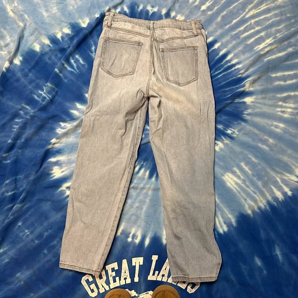 Jeans - Picture 2 of 3